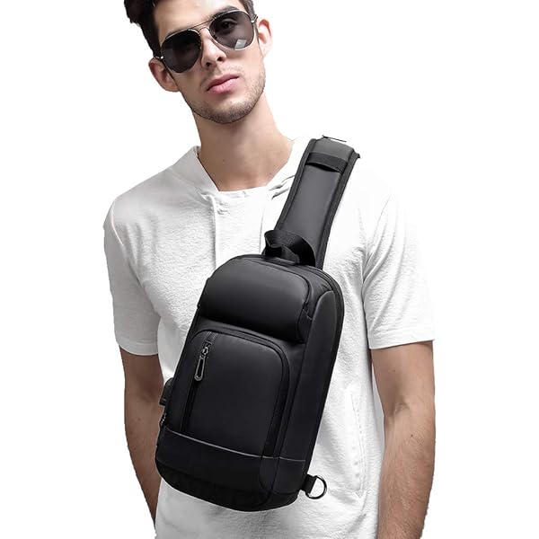 男の人胸元シングルショルダーバッグファッションカジュアル\" 男の人胸元シングルショルダーバッグファッションカジュアル